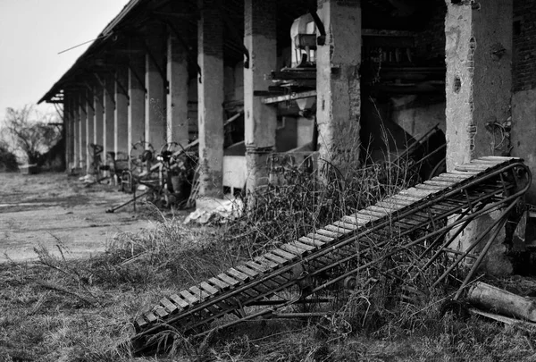 Terk Edilmiş Köy Çiftliğinin Bir Parçası — Stok fotoğraf