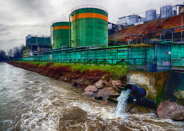 Inquinamento Industriale Fiume — Foto Stock