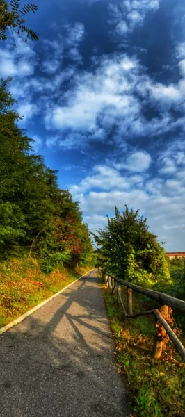 Country Road Parque Cerca Del Canal — Foto de Stock