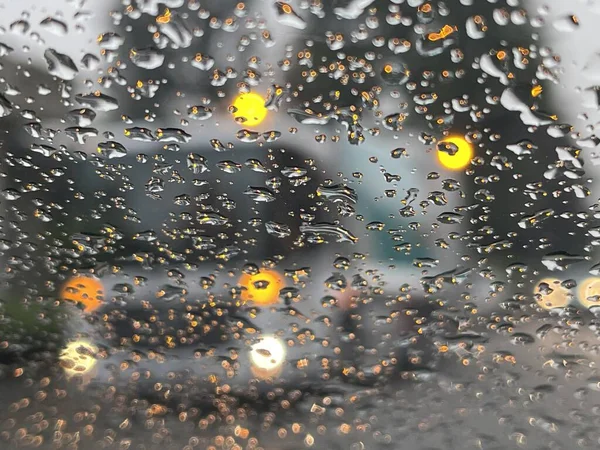 Lkw Bei Regen Unterwegs — Stockfoto