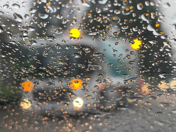 Lkw Bei Regen Unterwegs — Stockfoto