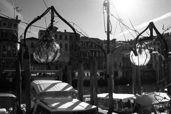 Veneza em preto e branco — Fotografia de Stock