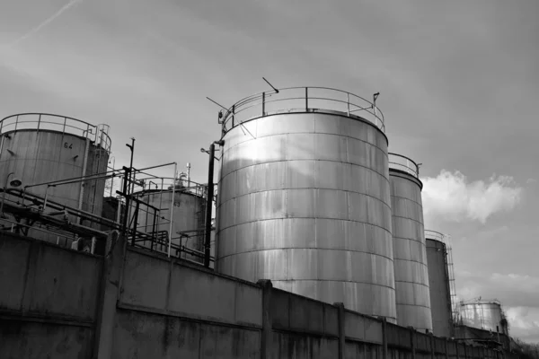 Enormes edificios Silos — Foto de Stock