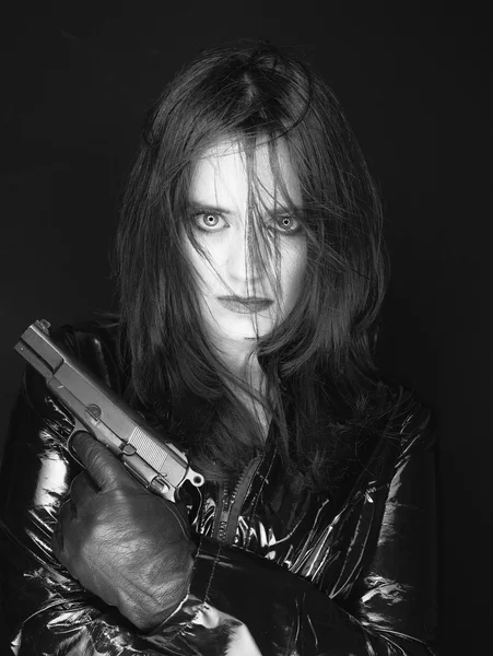 Secret agent woman with gun — Stock Photo, Image