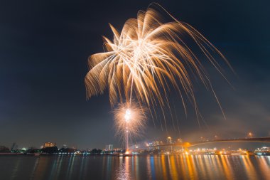 Havai fişek yeni yıl 2015