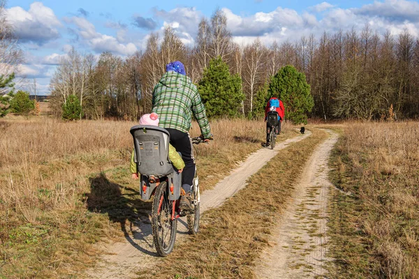 Dads Ride Daughters Bicycles Bicycle Seats Dirt Road Forest Royalty Free Stock Images