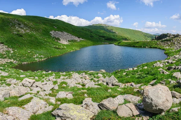 Lago Brebeneskul Nelle Montagne Dei Carpazi Ucraina Crinale Montenegrino — Foto Stock