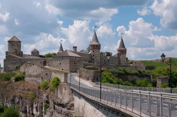 Castillo medieval en Kamenetz-Podolsk, Ucrania — Foto de Stock