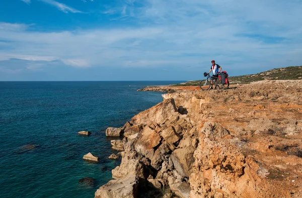 dik deniz kıyısı dağ bisikleti rides.