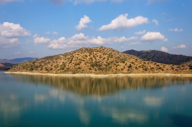 Akdeniz güzel plaj sahil şeridi. 