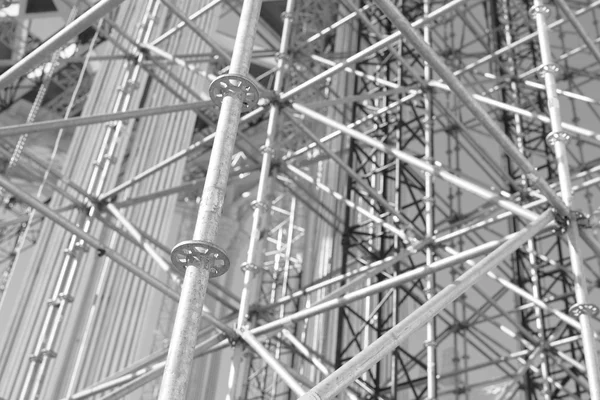 Az állványzat építőipari elemek fekete-fehér — Stock Fotó