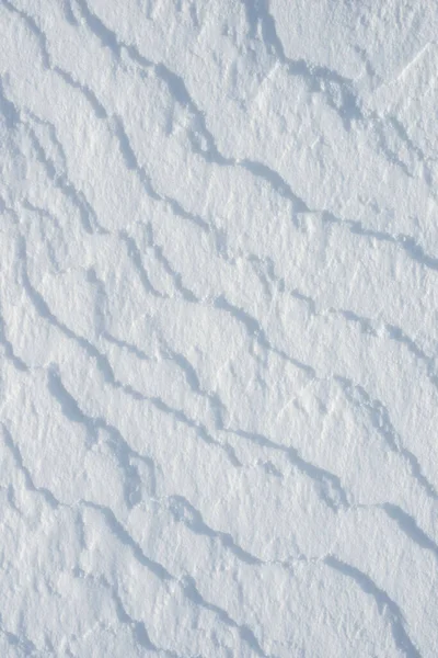 新雪の背景の質感 雪片や雪の塚と冬の背景 雪の塊 四季折々の風景詳細 — ストック写真