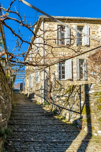 Traditionele Architectuur Een Stenen Straat Tijdens Het Najaar Het Pittoreske — Stockfoto