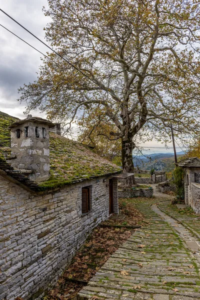 Malebná Vesnice Kapesovo Během Podzimní Sezóny Svými Architektonickými Tradičními Starými — Stock fotografie