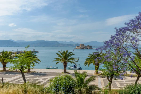 Vista Primavera Del Histórico Castillo Agua Veneciano Bourtzi Situado Antiguo — Foto de Stock