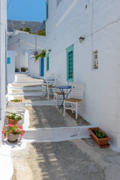Traditional Cycladitic Alley Narrow Street Whitewashed Houses Exterior Cafe Lagada — Stock Photo, Image