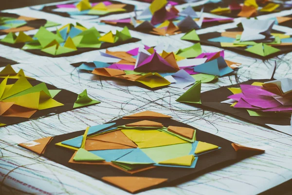 Kleurrijke geometrische papieren origami — Stockfoto