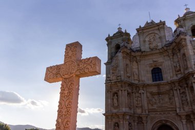 Oaxaca, Oaxaca / Meksika - 01 / 05 / 2021: Oaxaca 'daki Yalnızlık Leydimiz