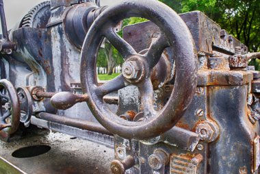 Eski metal mekanizması