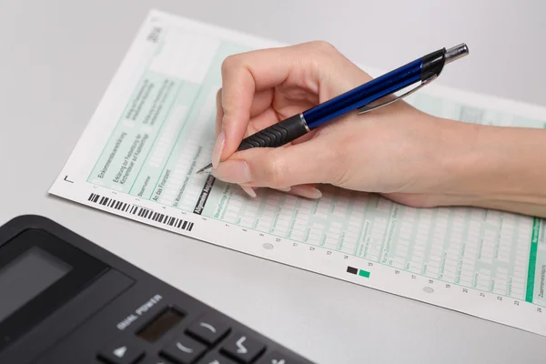 Jährliche Steuererklärung — Stockfoto