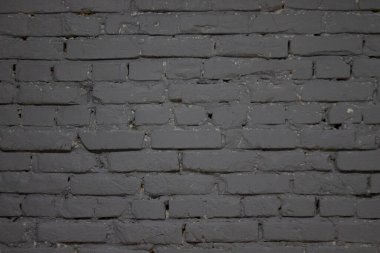 Gri tuğlalardan bir duvar