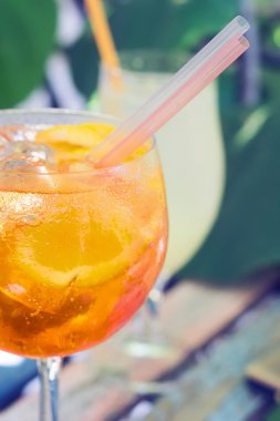 Aperol kokteyl, seçici odak spritz