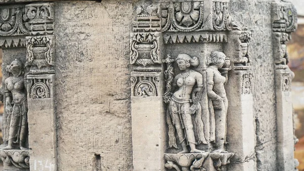 世界最高の芸術のいくつかを描いた古代の彫像 インドラジャスタン州シカーのハーシュナート寺院の遺産像 2022年11月 — ストック写真