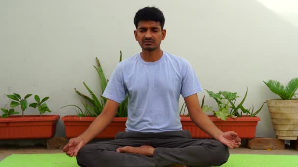 Portrait Nice Calm Focused Guy Sitting Floor Meditating Relaxation Attractive — Stock Video