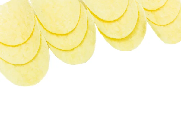 Kartoffelchips auf weißem Hintergrund — Stockfoto