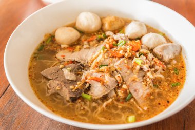 Tay şehriye çorbası, Tom Yum, Tayland gıda