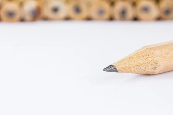 Primer plano de lápices con diferente color sobre fondo blanco . —  Fotos de Stock