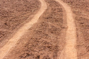 Parça tekerlekli yere. İzini sürmek g Sol tekerlek kamyon