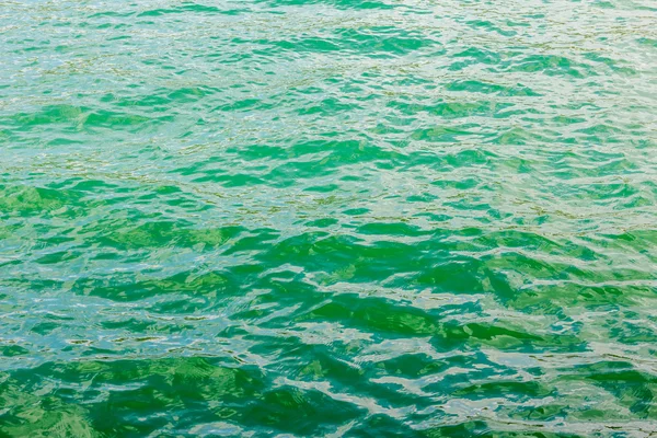 Světle zelené vody zvlnění pozadí — Stock fotografie