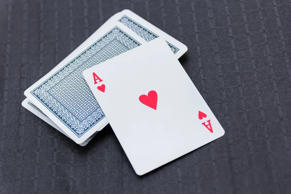 카드 게임에 대 한 골 판지 카드 놀이 — 스톡 사진