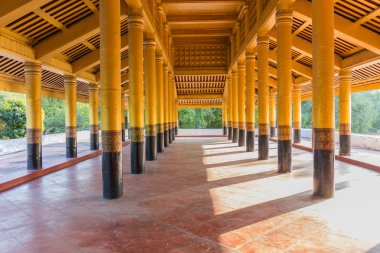 Mandalay (Myanmar sarayda büyük Tapınağı)