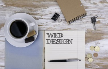 Defterini üstünde okul sırası. Web Tasarım