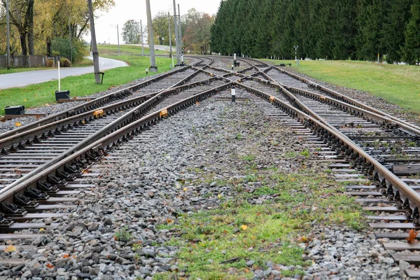 Eisenbahnverkehrsinfrastruktur. Personen- und Güterverkehr — Stockfoto