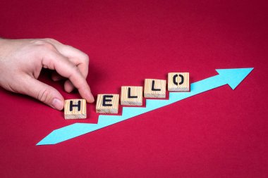 - Merhaba. - Merhaba. Kırmızı ok gelişimi ve büyümeyi gösterir