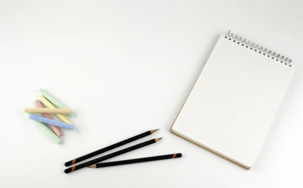 Pencils, crayons, note pad - free space for text — Stock Photo, Image