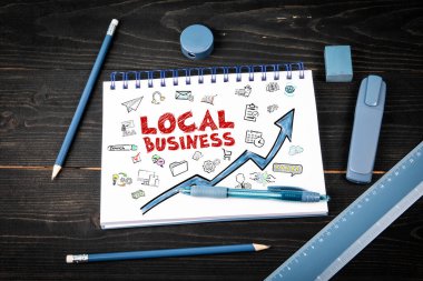 Yerel İş Çizimi Arama Metnini Gösteriyor ve Bir Not Defteri Üzerine Artan Büyüyen Ok Çizildi