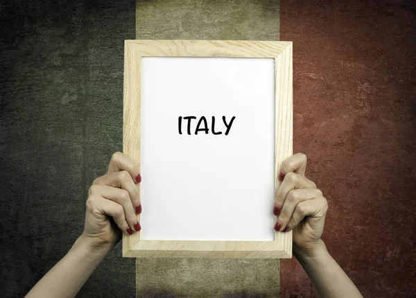 De Italia. Placard en las manos de la mujer — Foto de Stock