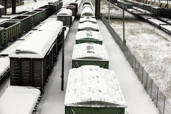 Trenes de carga en invierno — Foto de Stock