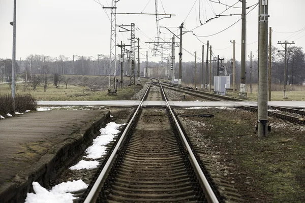 Caminhos-de-ferro ou vias férreas para transporte ferroviário — Fotografia de Stock