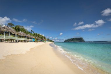 Batı Samoa tropikal plaj