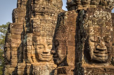 Bayon esrarengiz yüzler