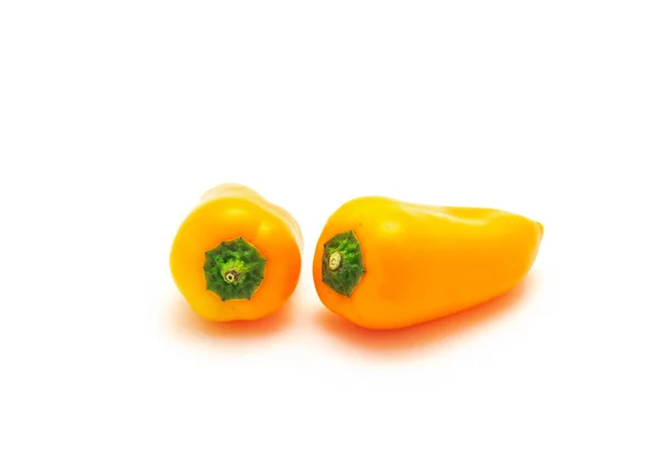 Twee Levendige Oranje Mini Paprika Isoleren Witte Achtergrond Kleine Mini — Stockfoto