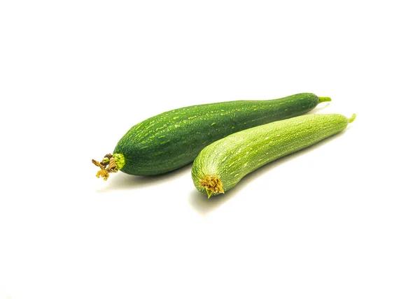 Deux Fruits Entiers Luffa Isolés Sur Fond Blanc Éponge Lisse — Photo