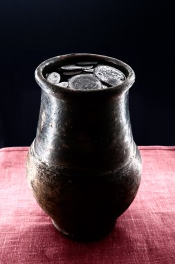 paralar ile sürahi