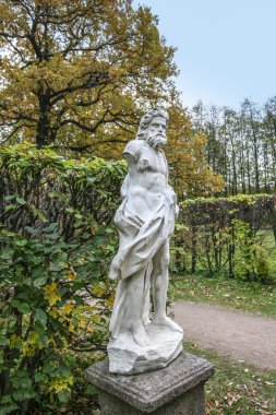 Tanrı Vulcanus anıt