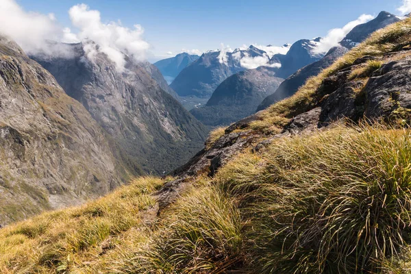 Vista Desde Gertrude Saddle Hacia Milford Sound Parque Nacional Fiordland — Foto de Stock